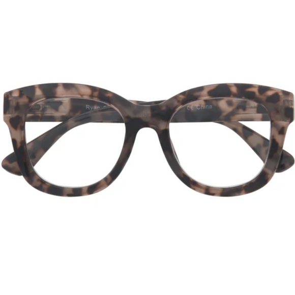 Reader Glasses Wide Framed +2.00 - Picture 2 of 3